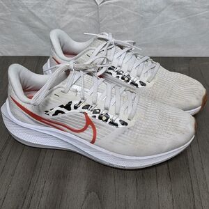 Nike Air Zoom Pegasus 39 Women's White Running Shoes Size 9